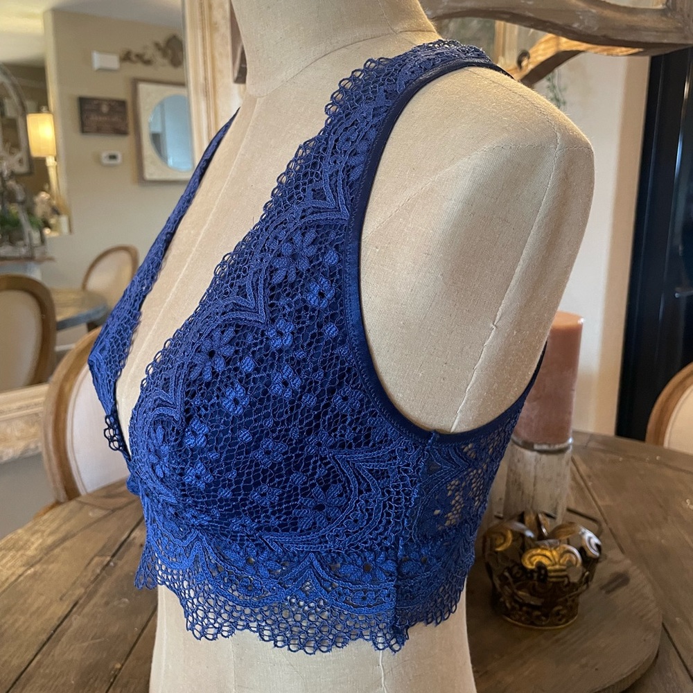 💙 Victoria’s Secret Bralette Navy Blue Lace 💙 - Picture 5 of 6
